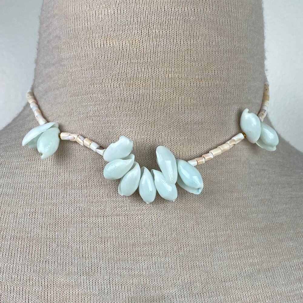 Vintage Pale Blue Shell & White Shell Beaded Necklace 15.5"